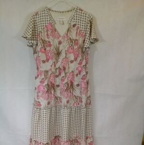 Isaac Mizrahi S/S Pink Cream Pleated Ruffle Maxi Dress Size S